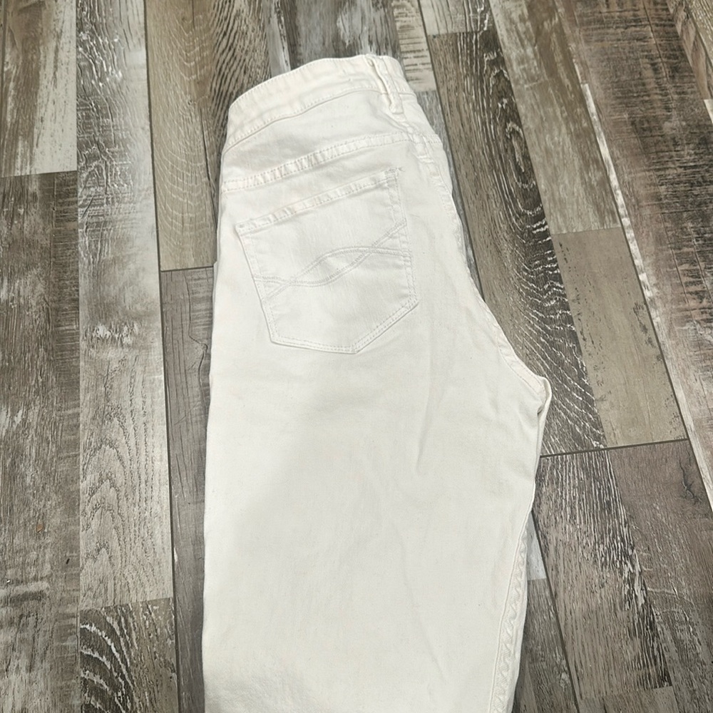 White Abercrombie & Fitch Jeans